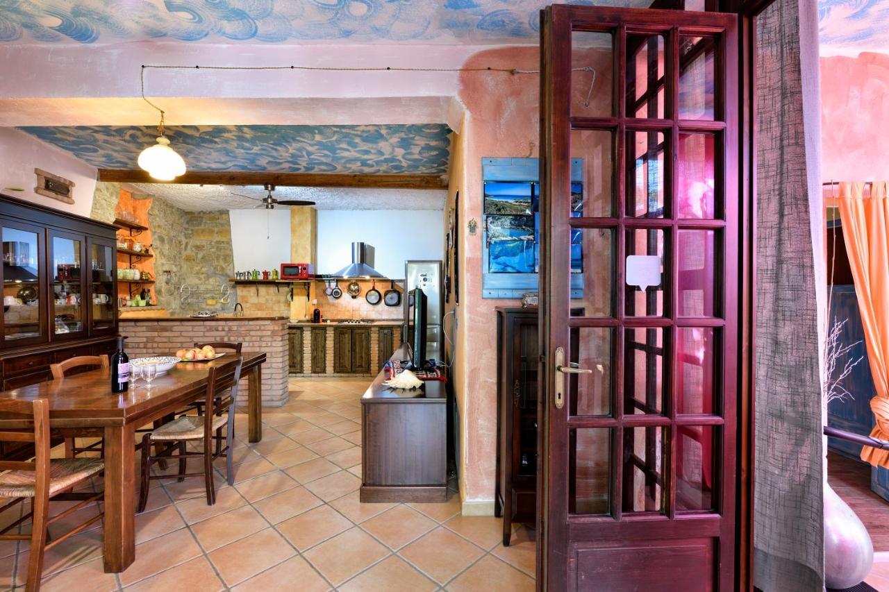 Andrebyke Villa Gergei Luaran gambar