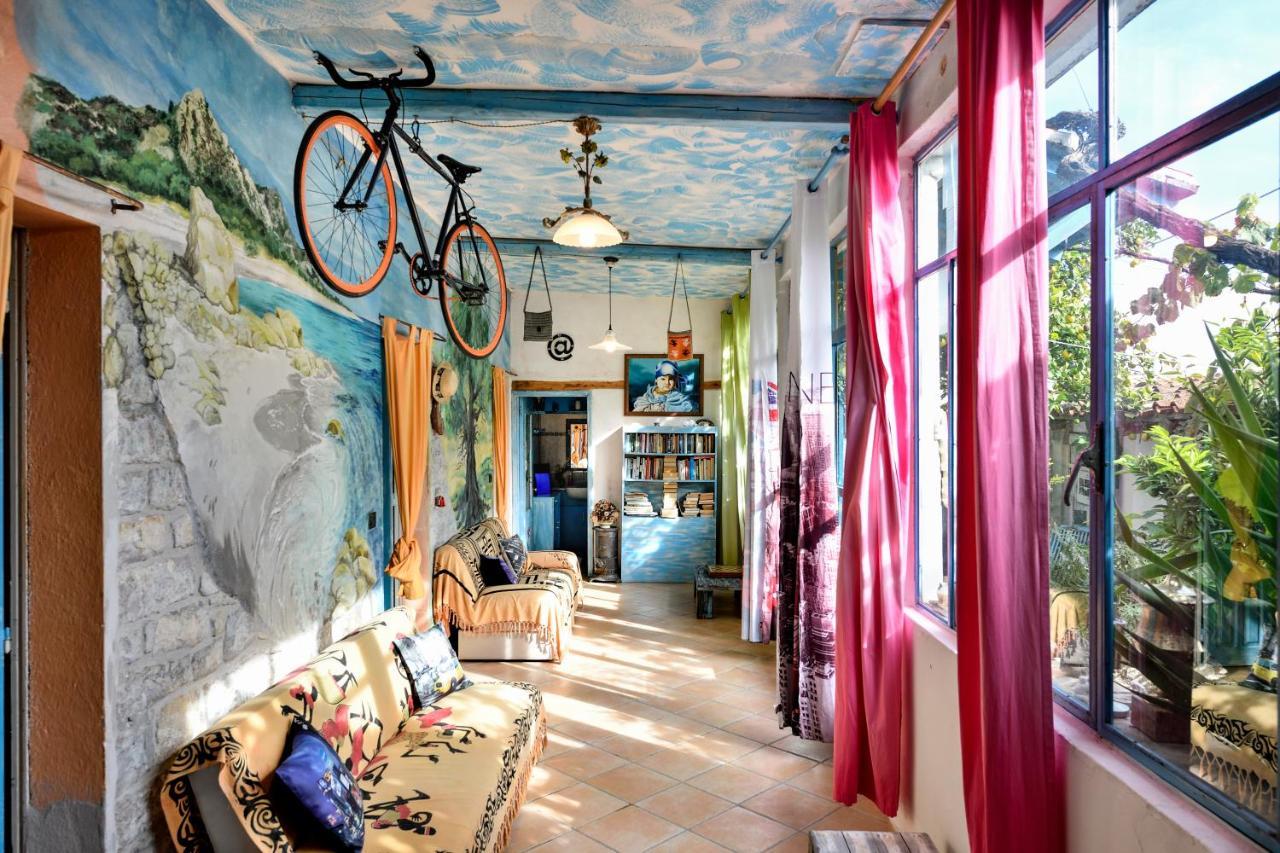 Andrebyke Villa Gergei Luaran gambar