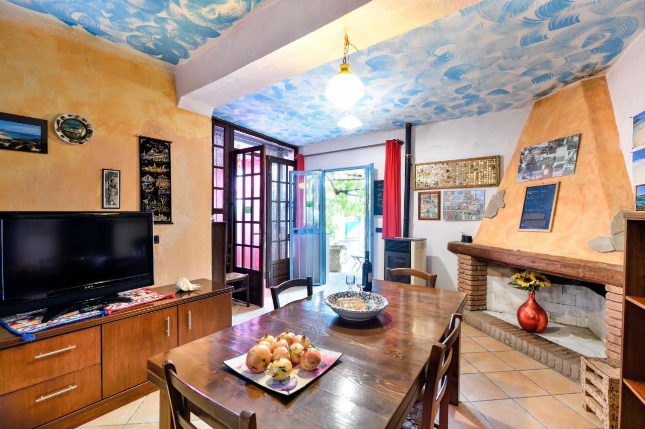 Andrebyke Villa Gergei Luaran gambar