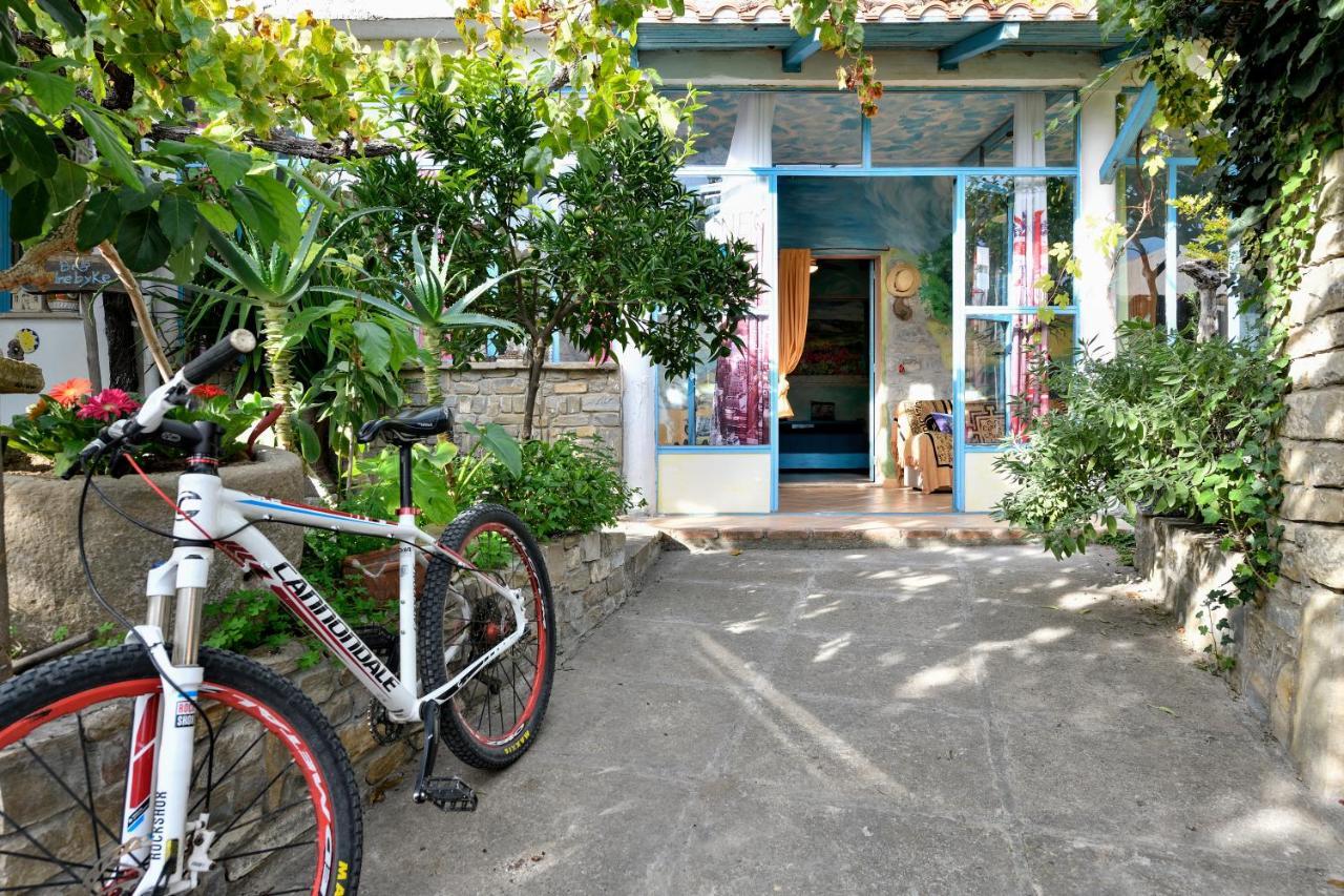 Andrebyke Villa Gergei Luaran gambar